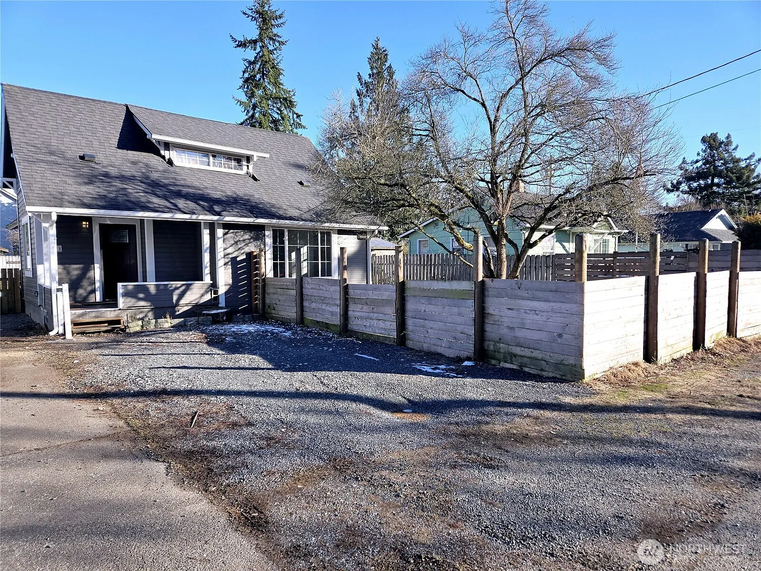811 Baird Avenue photo 1