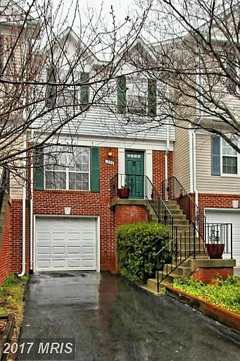 1st image of 244 Finchingfield Ct