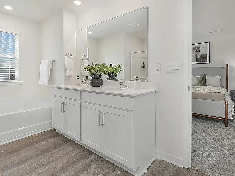 7604 Bainbridge Rd — Photo 25