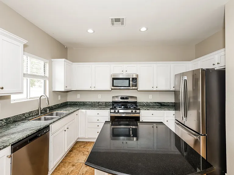 869 Shining Rose Pl — Photo 7