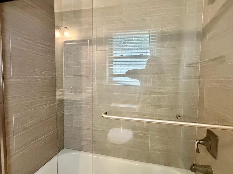 109 James Dr — Photo 30