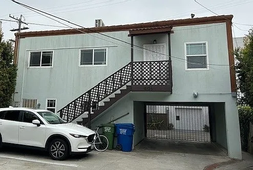 412 1/2 Rose Ave #B — Photo 13