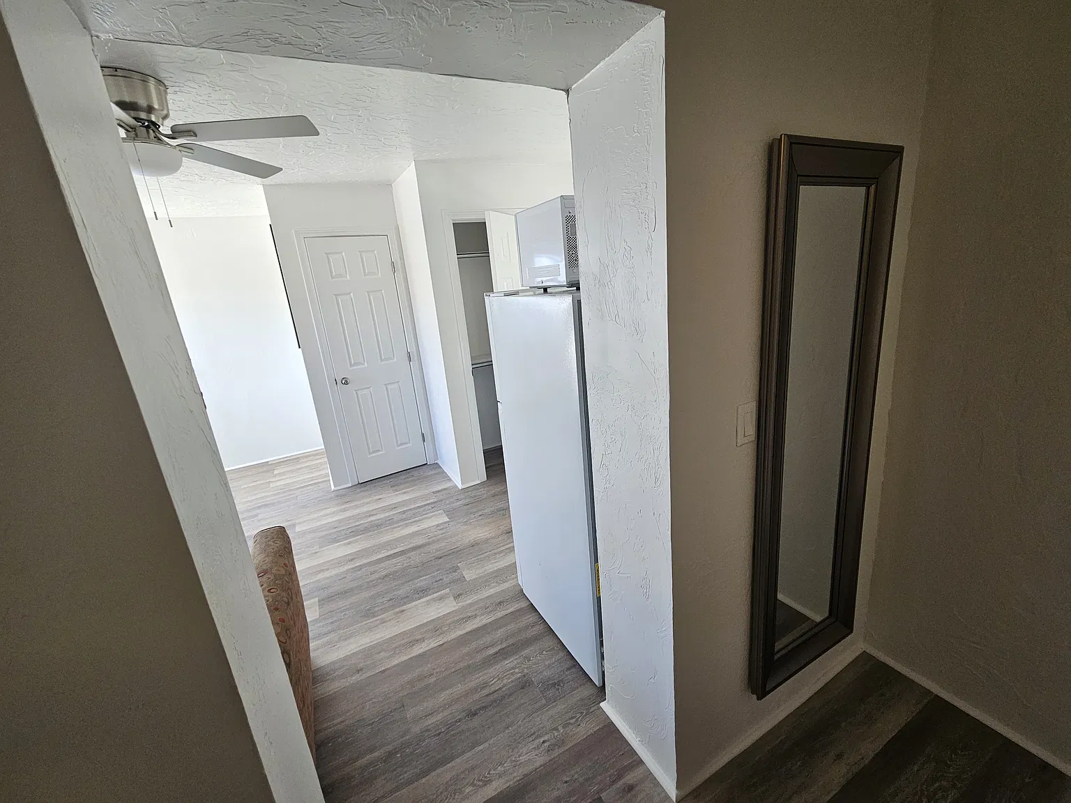Studio, $1,000 — Photo 4