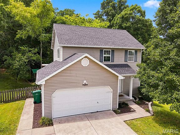 2nd image of 7609 Meadowbrook Ln