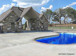 3101 Calm Ridge Rd, Bentonville, AR 72712