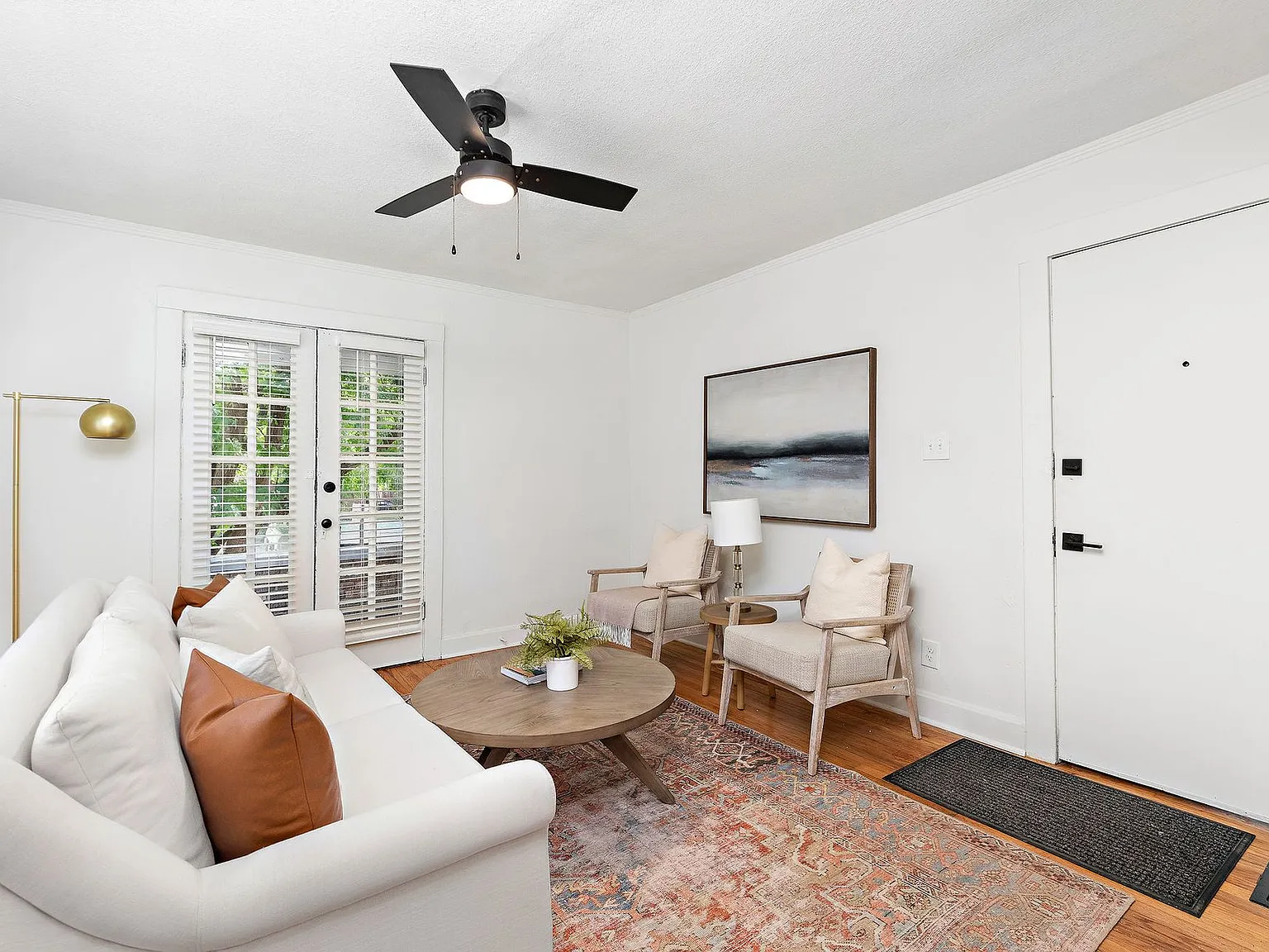 Muehlebach Apartments — Photo 2