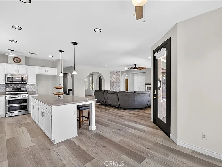 27436 Freedom Ln — Photo 10