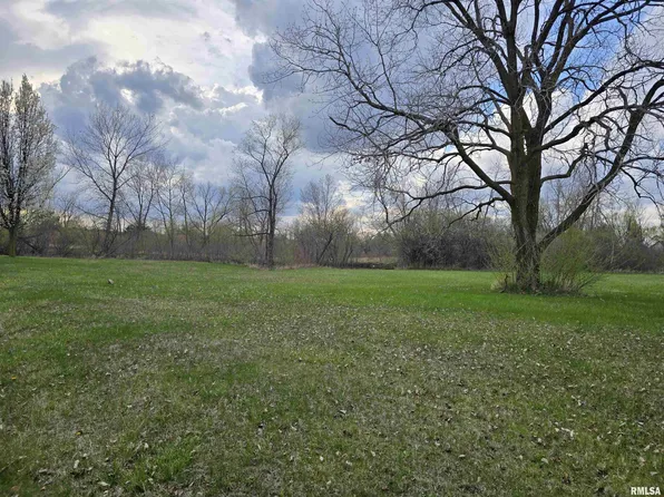 0 N Bradly Rd, Canton, IL 61520