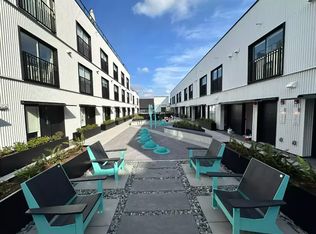 1120 Georgia St E #310, Vancouver, BC V6A0K2