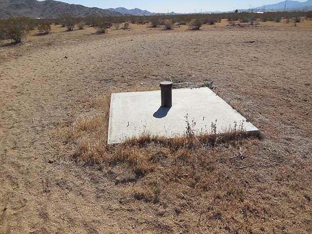 2nd image of 10905 Estrella Ave