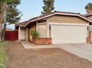 11238 Miners Trl, Moreno Valley, CA 92557