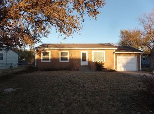 114 Larson Ln, Holcomb, KS 67851