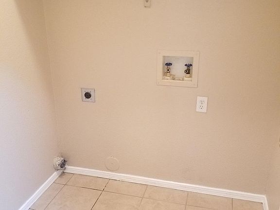 5th image of 8931 Herbert St APT A