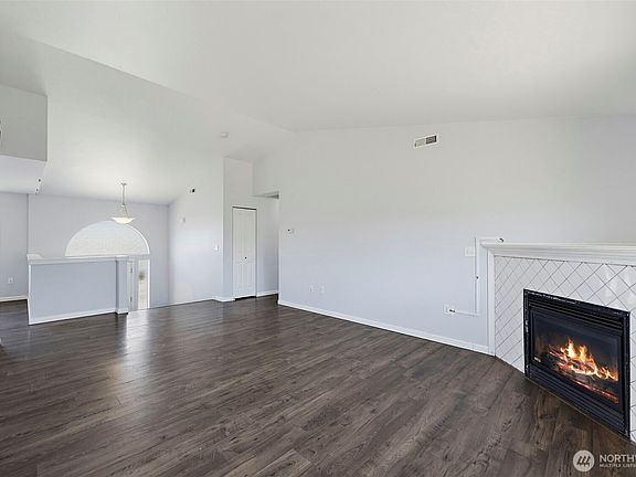 3rd image of 9229 Carys Street SE