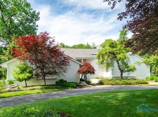 2835 Secretariat Rd, Toledo, OH 43615