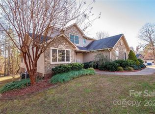 3604 Hollow Oak Ln, Lenoir, NC 28645