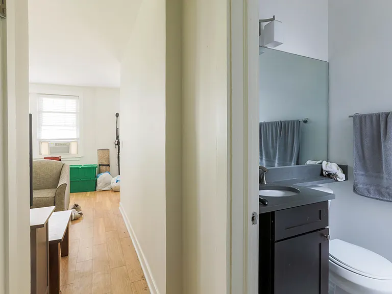 511 W Belmont Ave #23 — Photo 10