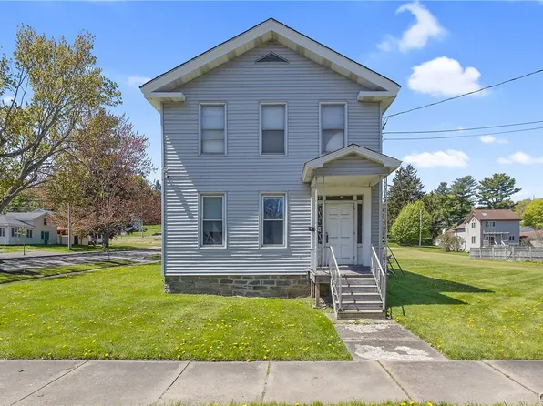270 E 10th St, Oswego, NY 13126