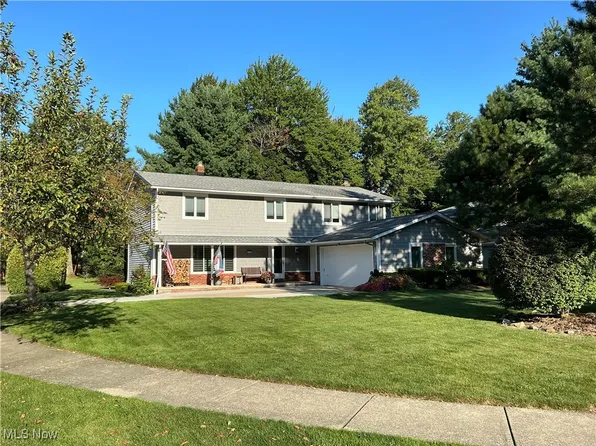 5158 Lansdowne Dr, Solon, OH 44139