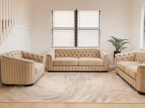 19316 NE 8th Ct, Miami, FL 33179