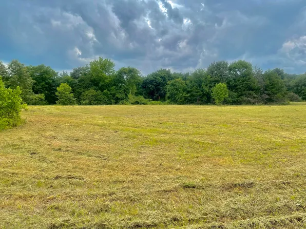 Cord Rd, Newark, AR 72562