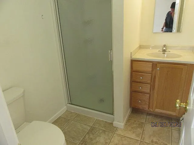 510 E Burlington St #2 — Photo 9