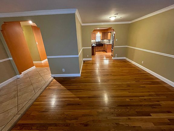 5th image of 4684 Baybrook Dr