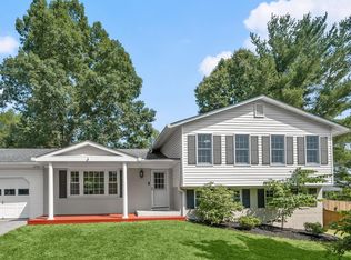 25109 Hickory Ridge Ln, Gaithersburg, MD 20882