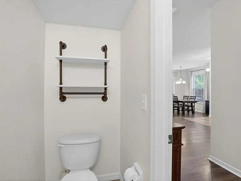 714 Ashentree Dr — Photo 19