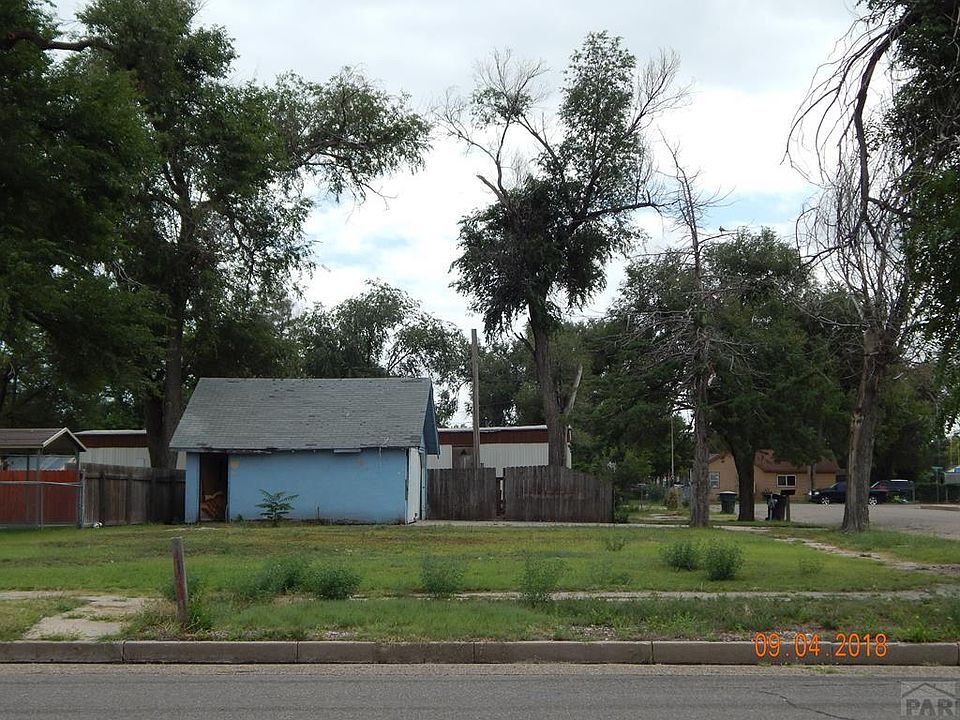 1st image of 411 W Oak St