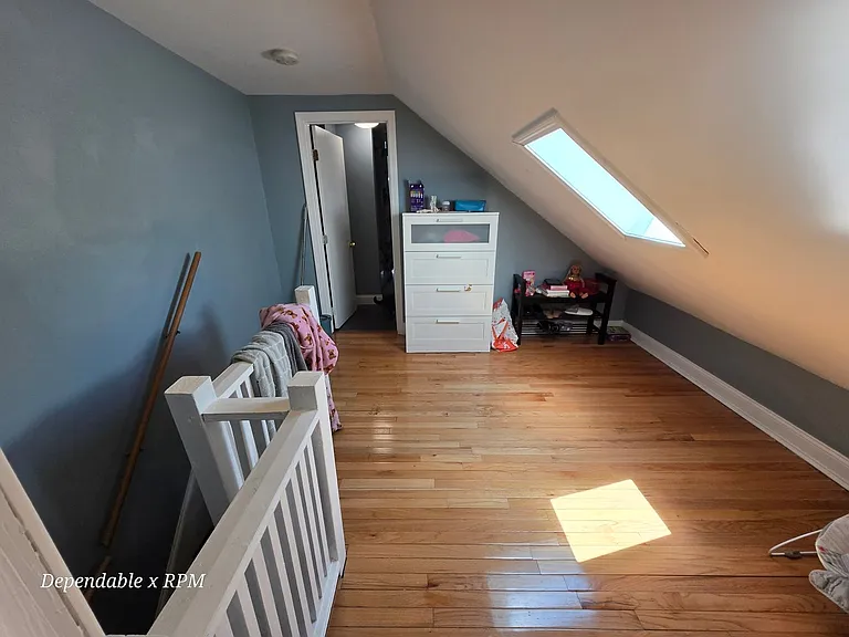 25 Clarence St — Photo 7