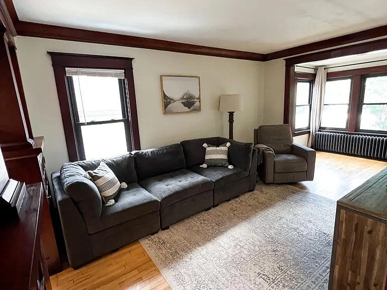 592 Ottawa Ave — Photo 17