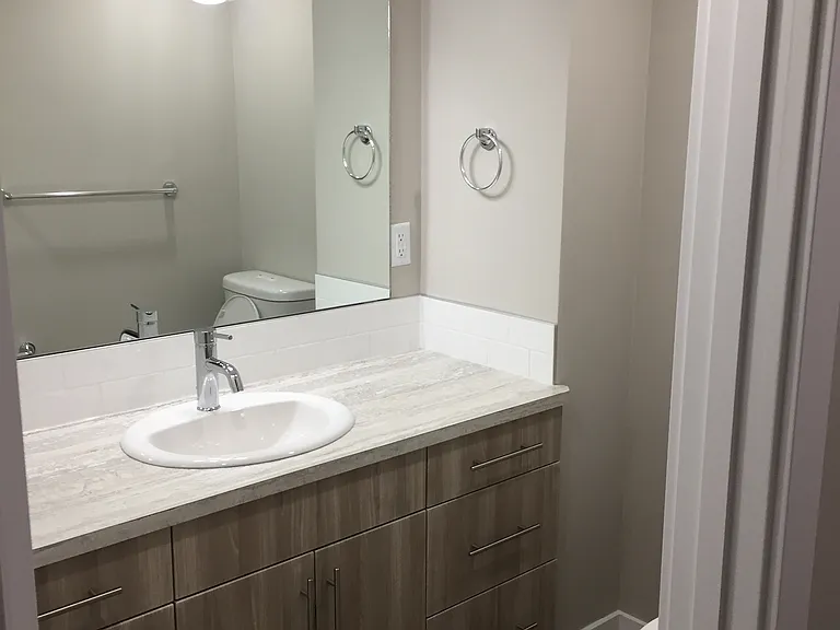 815 14th Ave SW — Photo 17