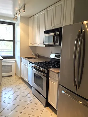 Rented by PWV Acquisitions | media 49