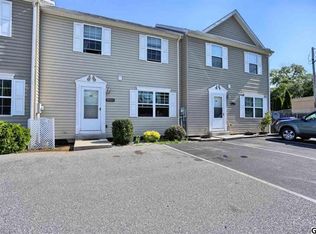 1033 Newville Rd, Carlisle, PA 17013