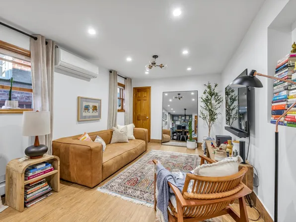 158-36 96th Street image 4 of 20