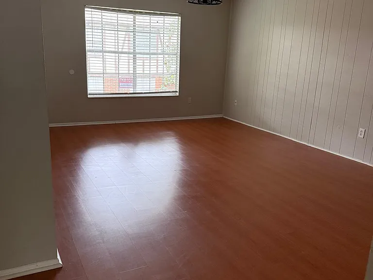 5335 Hansel Ave #C-8 — Photo 17