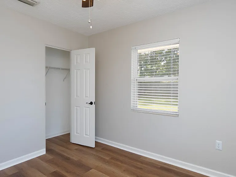 2714 Grand Cayman St — Photo 34