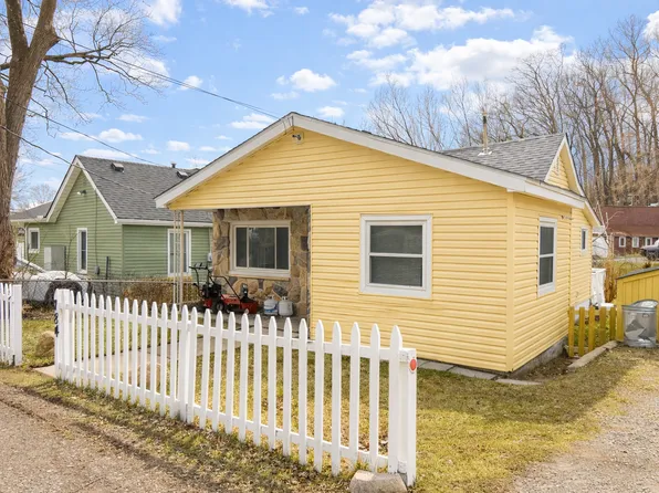 784 Porteous Dr, Lake Orion, MI 48362