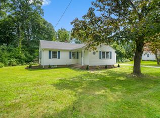 18 Standish Rd, Windsor, CT 06095