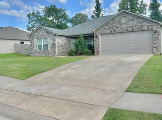 1604 Lil Larry Dr, Cabot, AR 72023