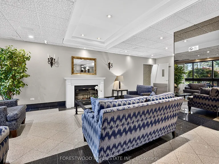 1300 Mississauga Valley Blvd #1108 — Photo 31