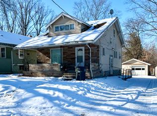 712 Garry Rd, Akron, OH 44305