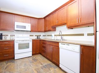 64 Morley Ave, Winnipeg, MB R3L0X5