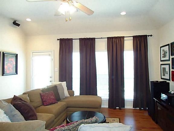 5th image of 9212 Niles Ct