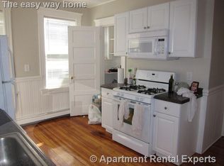 120 Columbia St #2B, Cambridge, MA 02139
