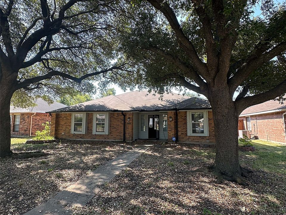 1st image of 2032 Lansdown Dr