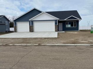 602 Mehrer Dr, Bismarck, ND 58504