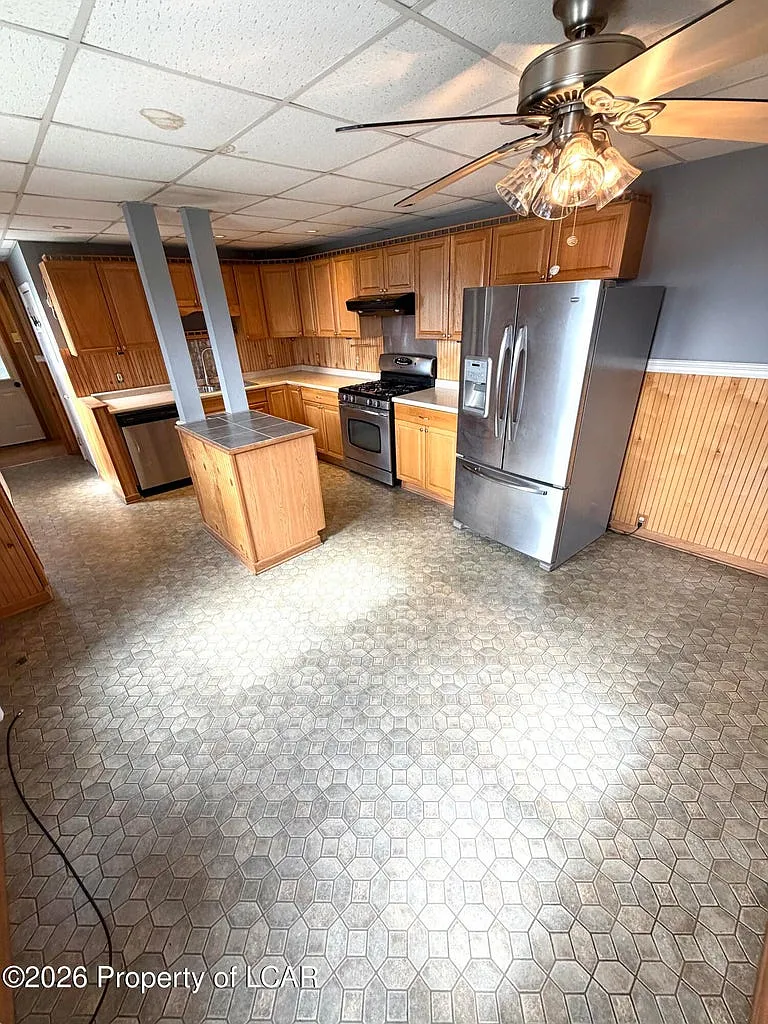 2 bed, 958 sqft, $1,300 — Photo 3
