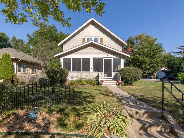 30 8th Ave N, Hopkins, MN 55343